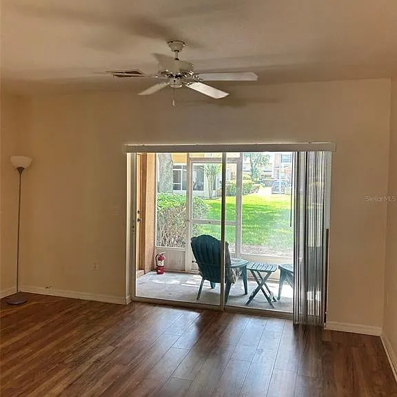 765 Chelsea Dr — Photo 10