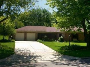 376 Towncrest Dr, Dayton, OH 45434