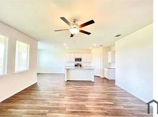 791 Camden Dr, Lavon, TX 75166