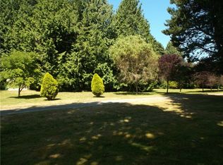 2020 Marandy Pl, Camano Island, WA 98282