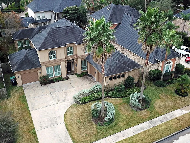 13323 Brentonwood Ln — Photo 23
