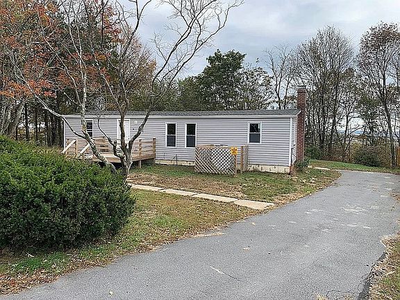 2nd image of 132 Snyder Ave
