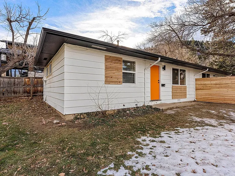 1228 Jay St — Photo 15