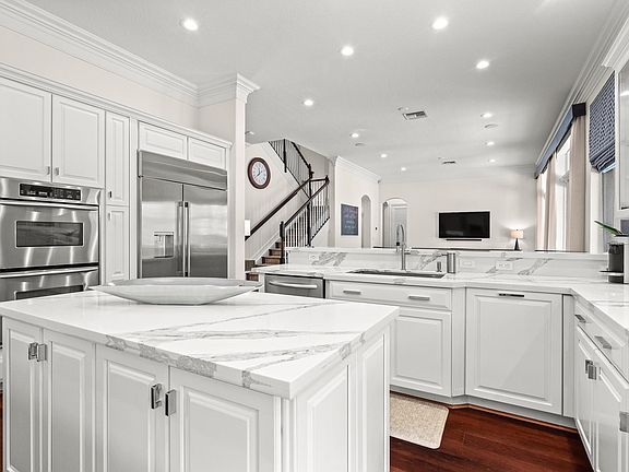 5th image of 12189 NW 72nd Street