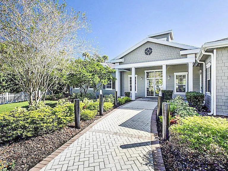 Venue at Lockwood Apartment Homes — Photo 2
