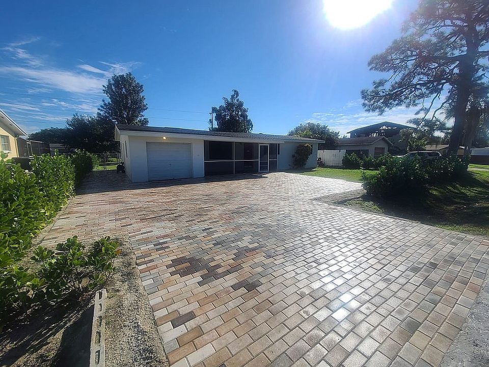 1st image of 1374 Washington Dr
