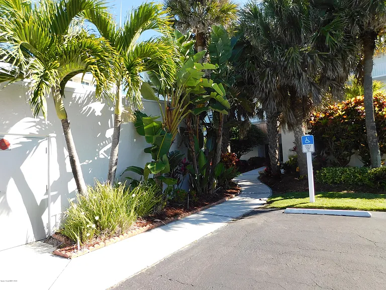 1555 N Highway A1A #504 — Photo 16