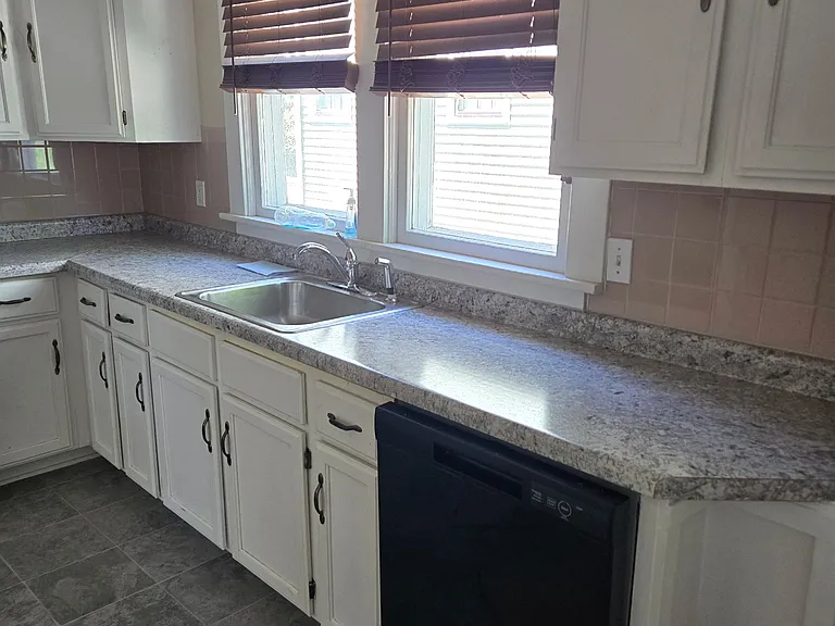 117 Dodge Ave — Photo 3