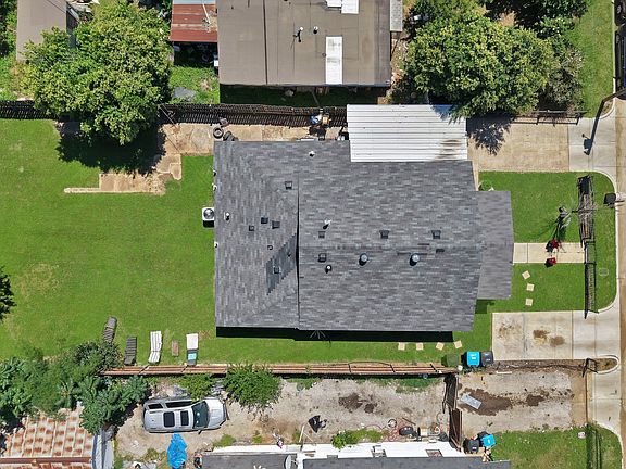 4th image of 1717 E Harvey Ave