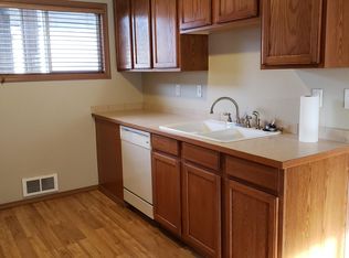 8217 51st Ave NE APT 7, Marysville, WA 98270