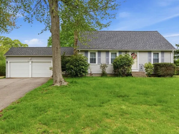 188 Glendale Rd, Attleboro, MA 02703