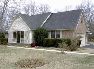 304 Rutledge Ave, Tullahoma, TN 37388