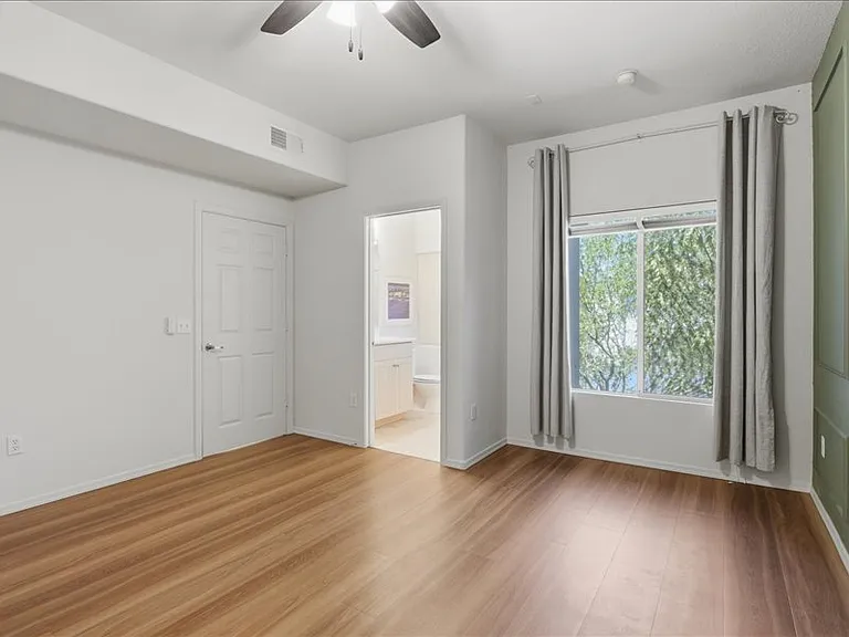 7401 W Arrowhead Clubhouse Dr #2083 — Photo 16