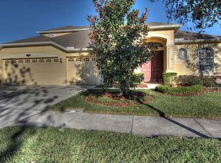 10821 Breaking Rocks Dr, Tampa, FL 33647