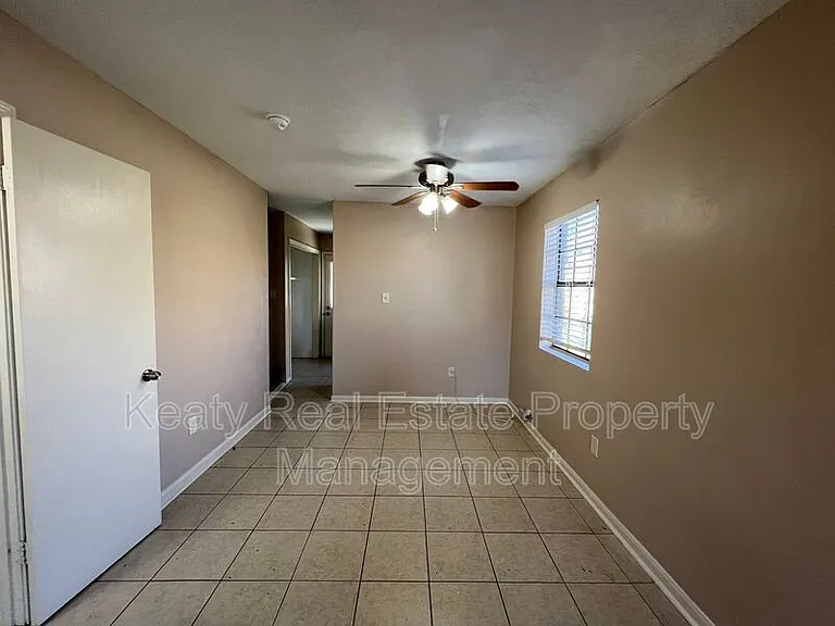 418 Failla Rd #4 — Photo 5
