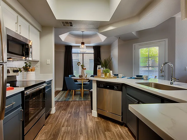 3600 W Ray Rd — Photo 1