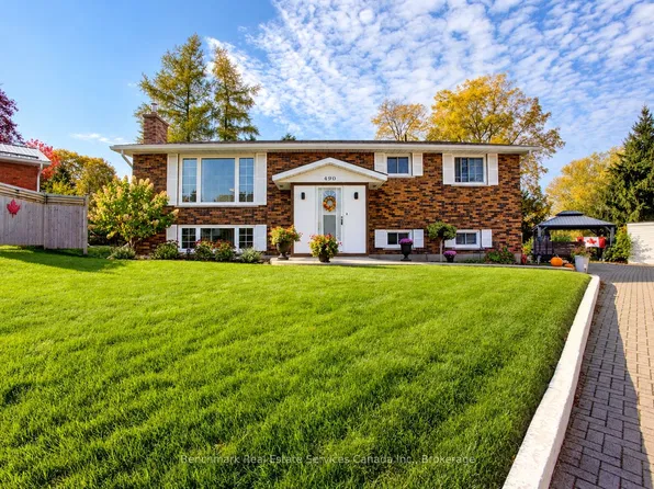 490 Walkers Cir, Kincardine, ON N2Z 2G2
