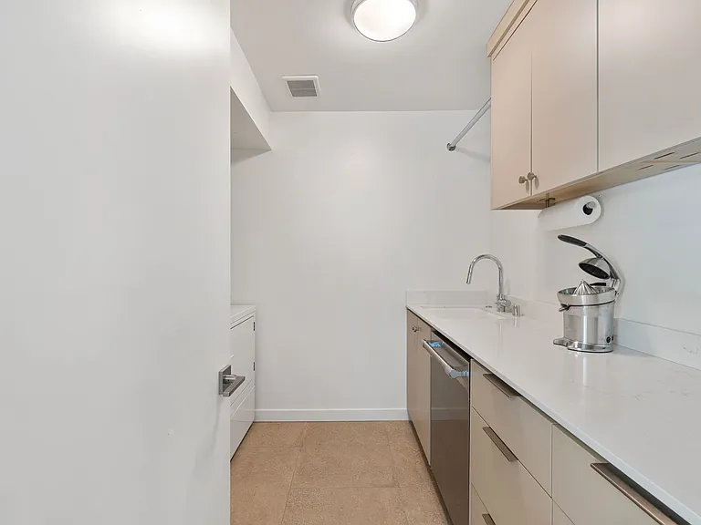 2367 Yosemite Dr — Photo 72