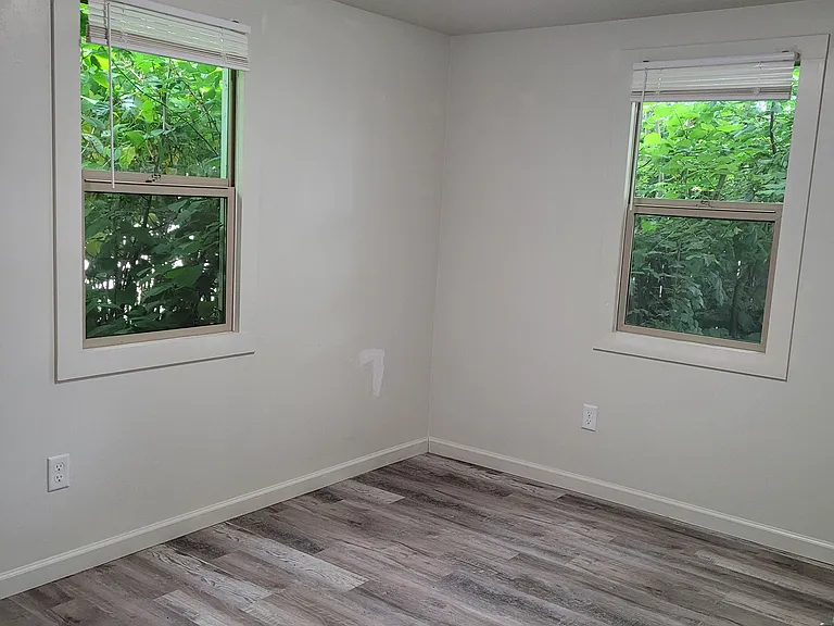 2180 Roosevelt Blvd — Photo 11