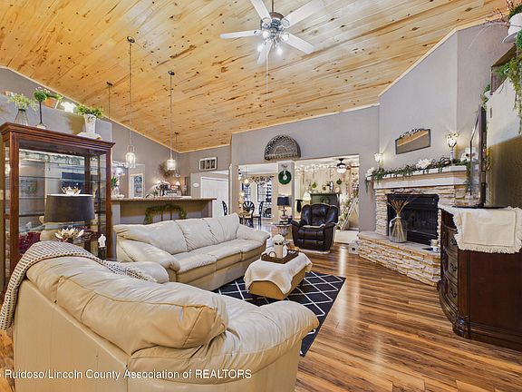 3rd image of 151 Alto Pines Trl