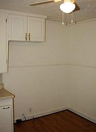 4th image of 501 N Green St