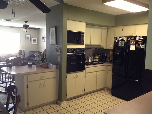 5th image of 2180 College Dr