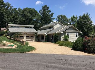 129 Catamaran Ln, Moneta, VA 24121