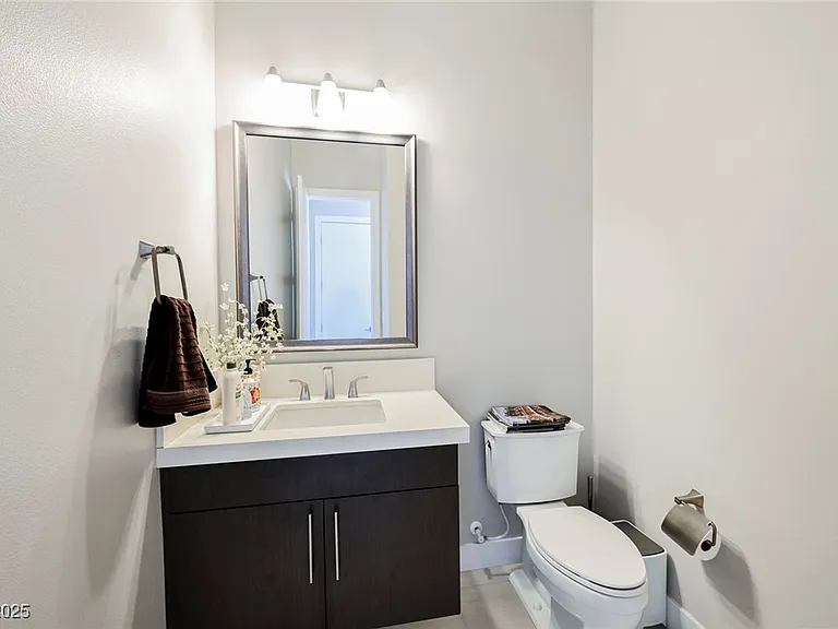 19 Garden Rain Dr — Photo 28