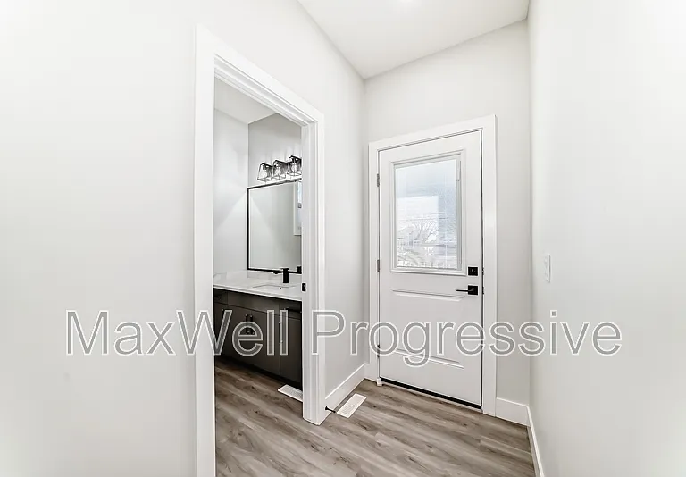 12901 123a St NW #MAIN — Photo 22