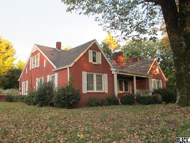 1st image of 1937 Swan Dr SW