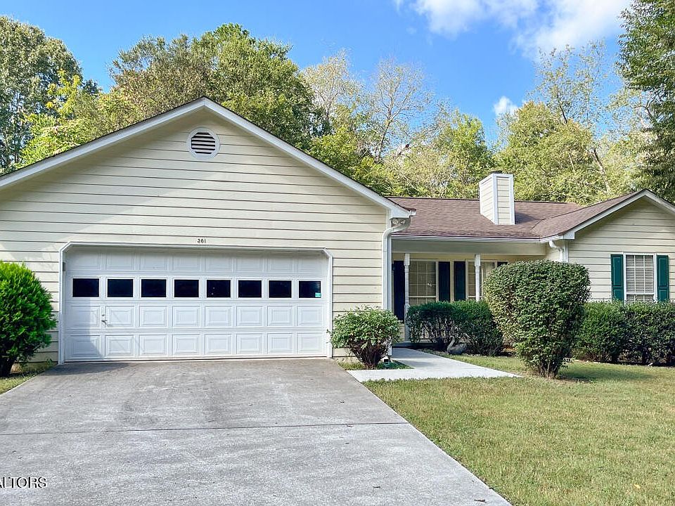 1st image of 301 Belleaire Dr
