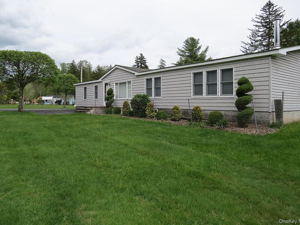1st image of 698 Cooley Road