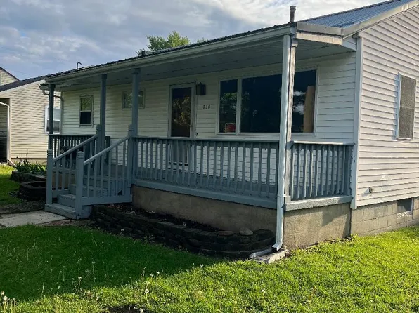 710 Euclid St, Willard, OH 44890
