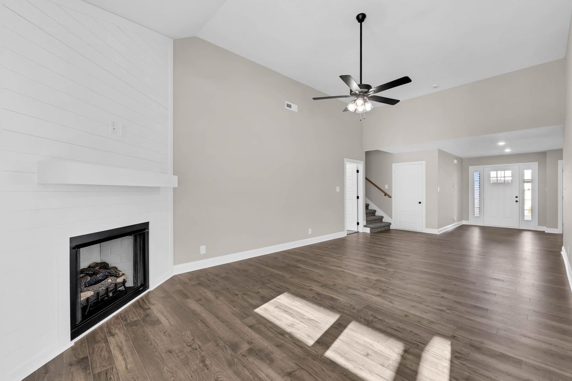 next background image