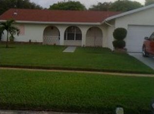 3917 Heath Cir S, West Palm Beach, FL 33407