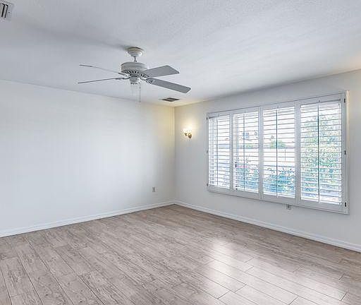 5th image of 13127 W Whispering Oaks Dr