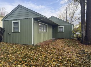 526 NE Lincoln St, Roseburg, OR 97470