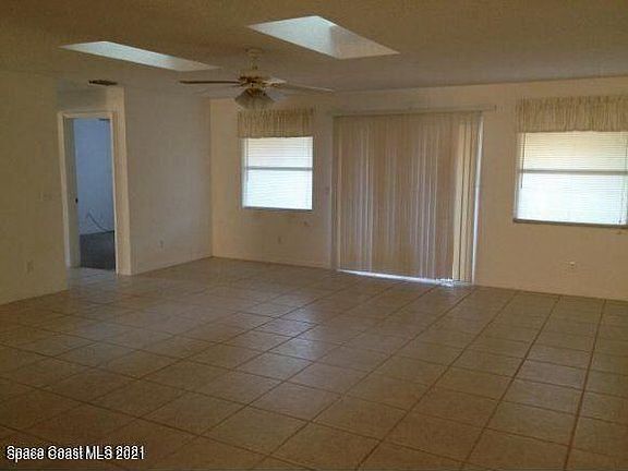 4th image of 1547/1549 Harrison St #1&2