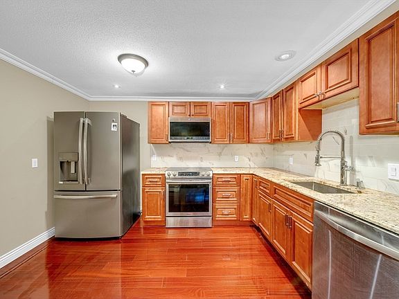 5th image of 37 South St APT 1