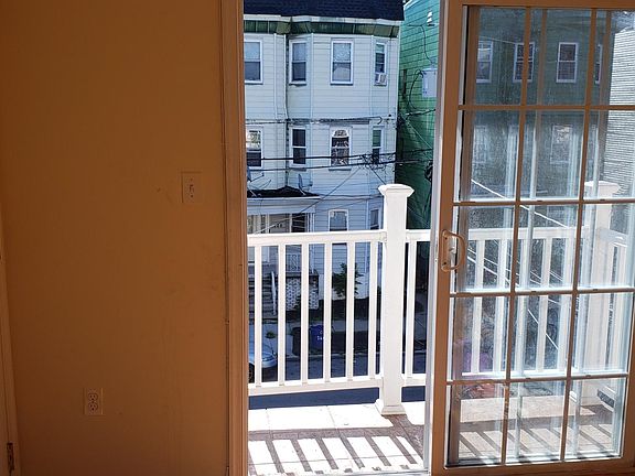 4th image of 119 S 12th St #2