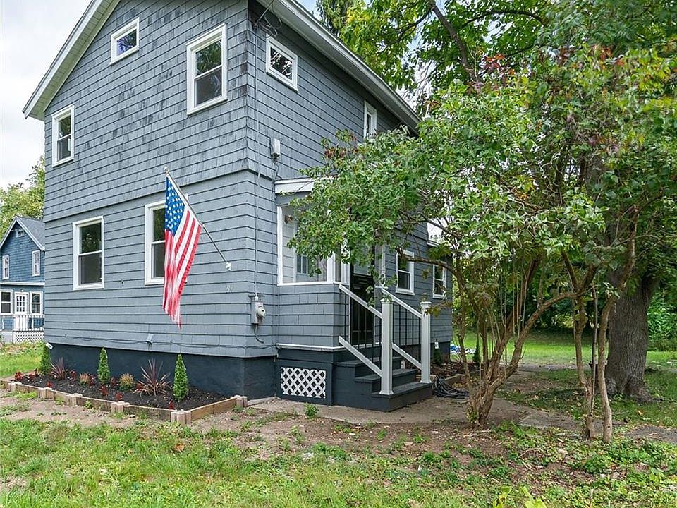 1st image of 219 Coral Ave