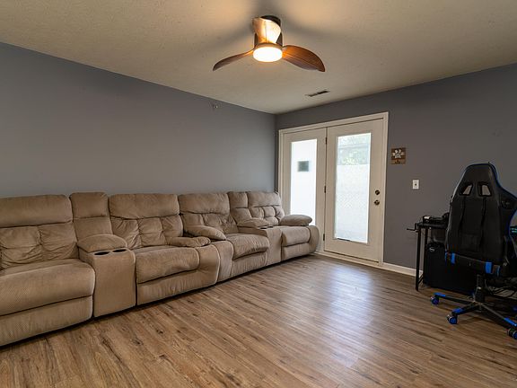 5th image of 10260 Crossbow Ct APT 3