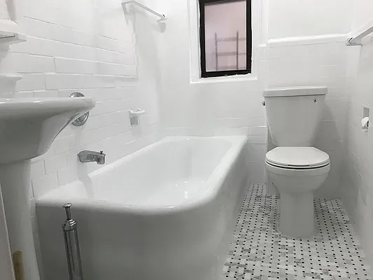 Rented by Modlin Group | media 1