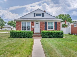 29726 Fairway Blvd, Willowick, OH 44095