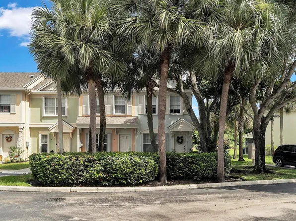 4 Ct #4, Weston, FL 33326