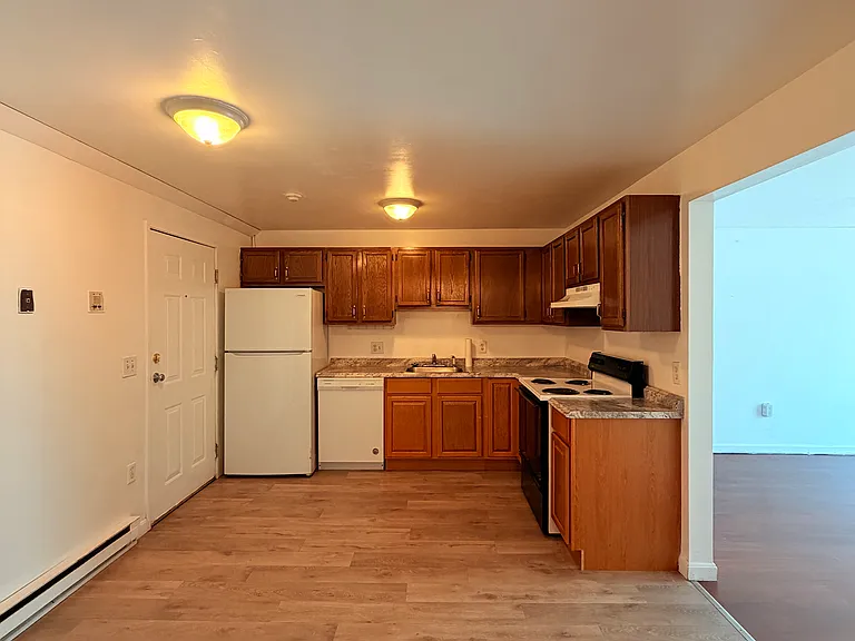 56 Edgeworth St #12 — Photo 1