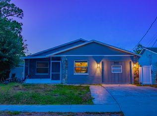 2423 23rd St, Sarasota, FL 34234