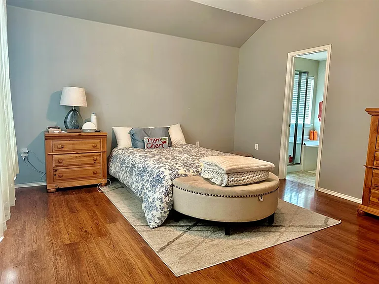 7521 Cedar Edge Dr — Photo 11