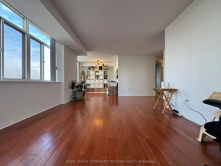 300 Webb Dr #1003 — Photo 3