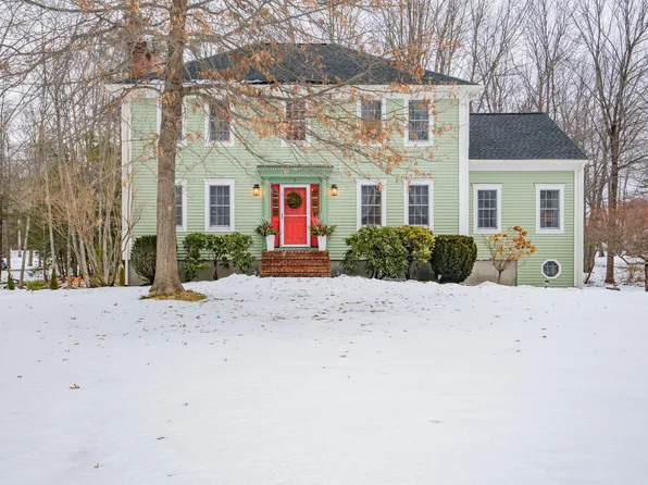 1 Schooner Road, Scarborough, ME 04074